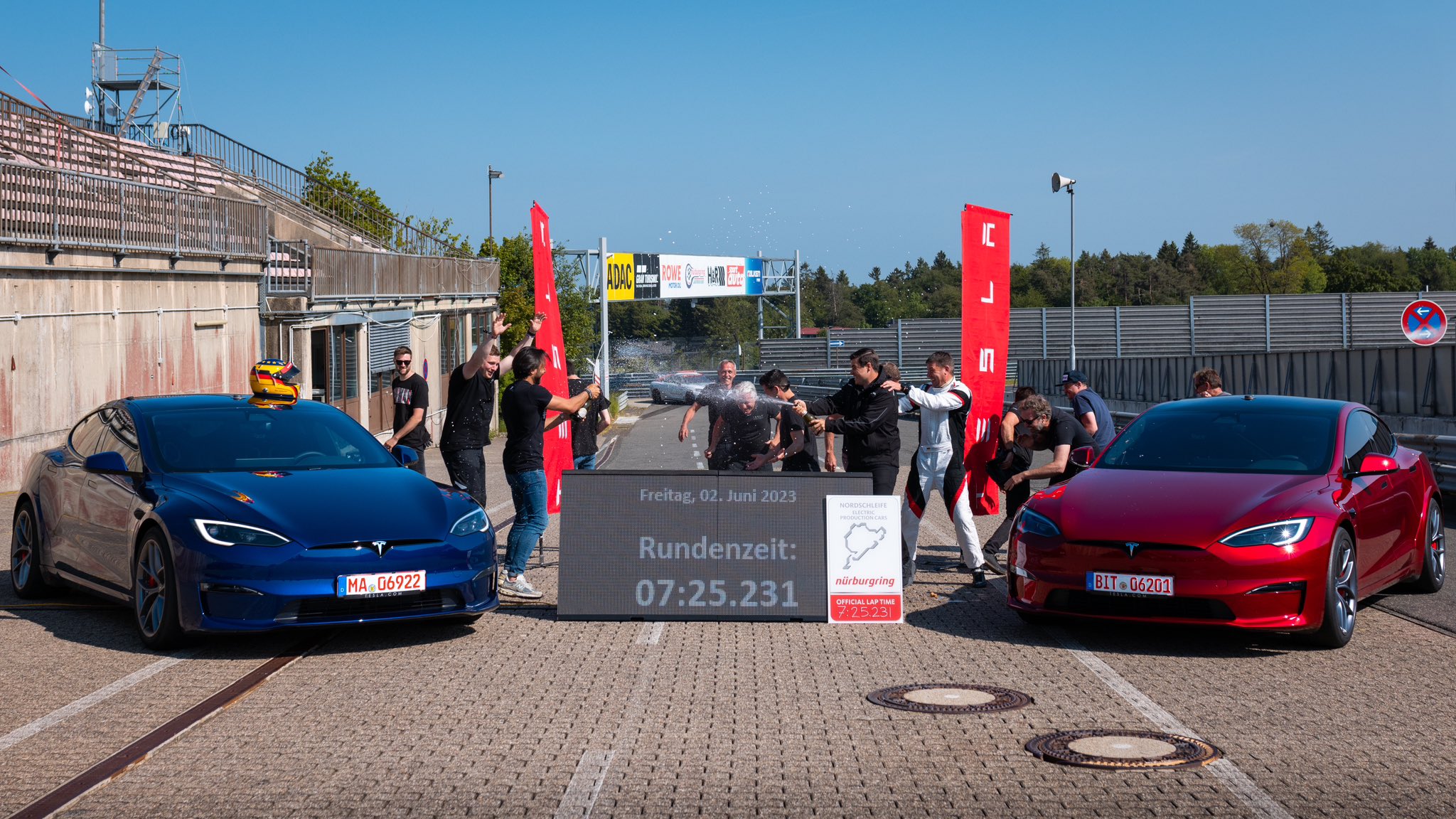 Tesla model store s 7