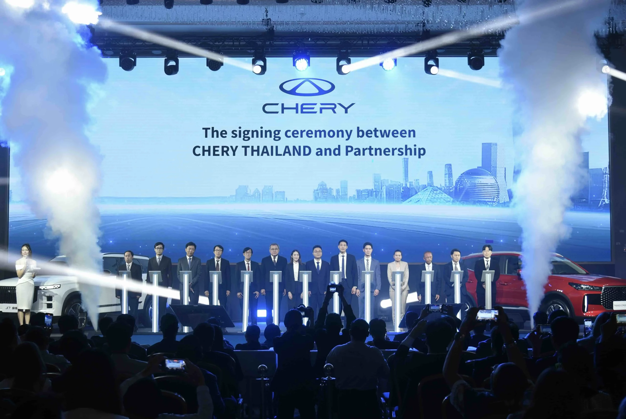https://ev.iphonemod.net/wp-content/uploads/2025/05/SigningCeremony-scaled.webp