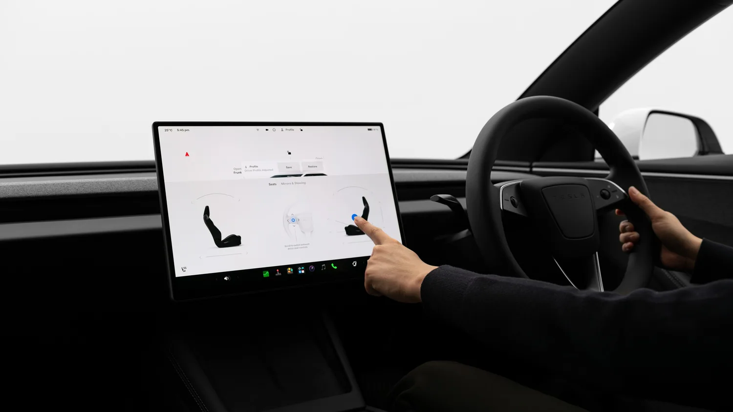 Tesla เปิดจอง Roadster บินได้ครั้งแรกในไทย พร้อมอัปเกรด Model 3 จอใหญ่ 16 นิ้ว และเคาะราคา Model Y L เริ่มต้น 1,999,000 บาท