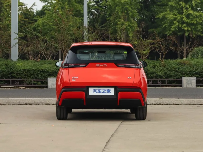 ด้านท้ายรถ BYD Seagull