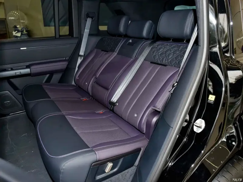 เบาะนั่งแถวหลัง Chery Jaguar Land Rover Freelander 8 รุ่น 5 ที่นั่ง