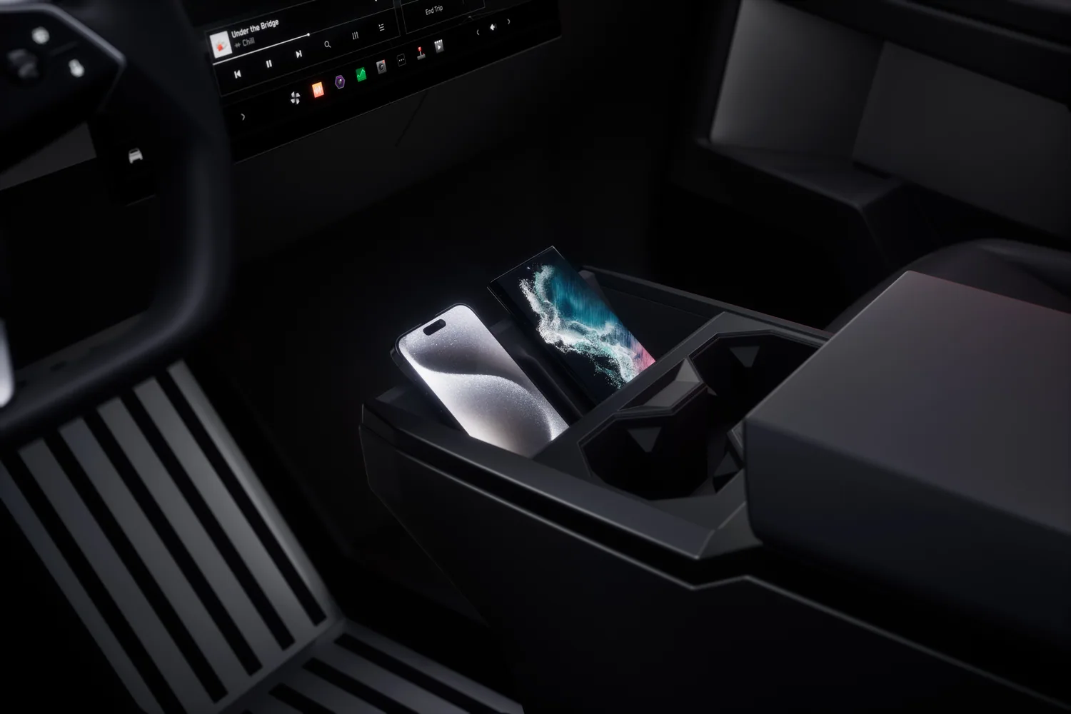 คอนโซลกลางและแท่นชาร์จไร้สาย Tesla Cybertruck