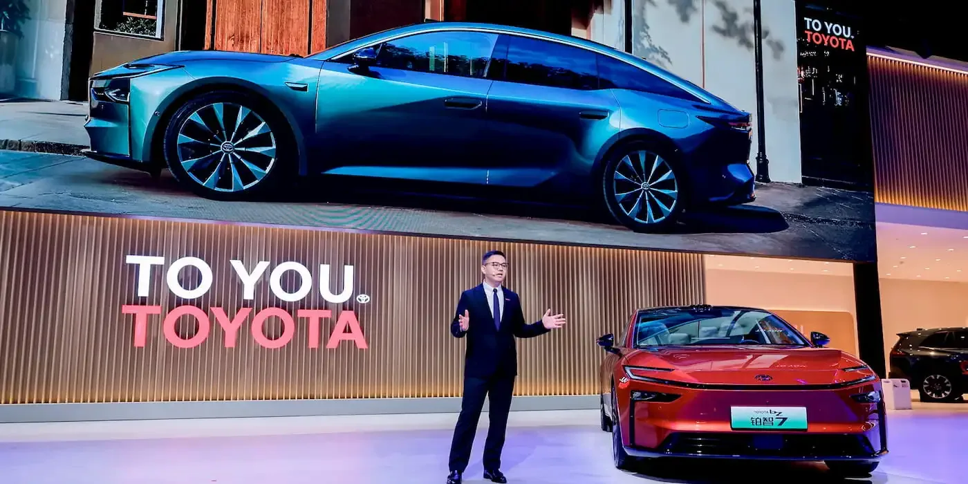 BEV พุ่งแรง 127% แต่ยอดรวมสะดุด Toyota กอดคอ Lexus โตสวนทางตลาดจีนซบเซา