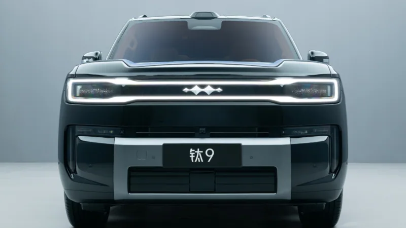 ด้านหน้ารถ BYD Fang Cheng Bao Ti 9