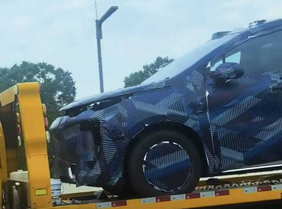 ดีไซน์ด้านหน้ารถ MPV ตระกูล BYD Ocean ลายพราง